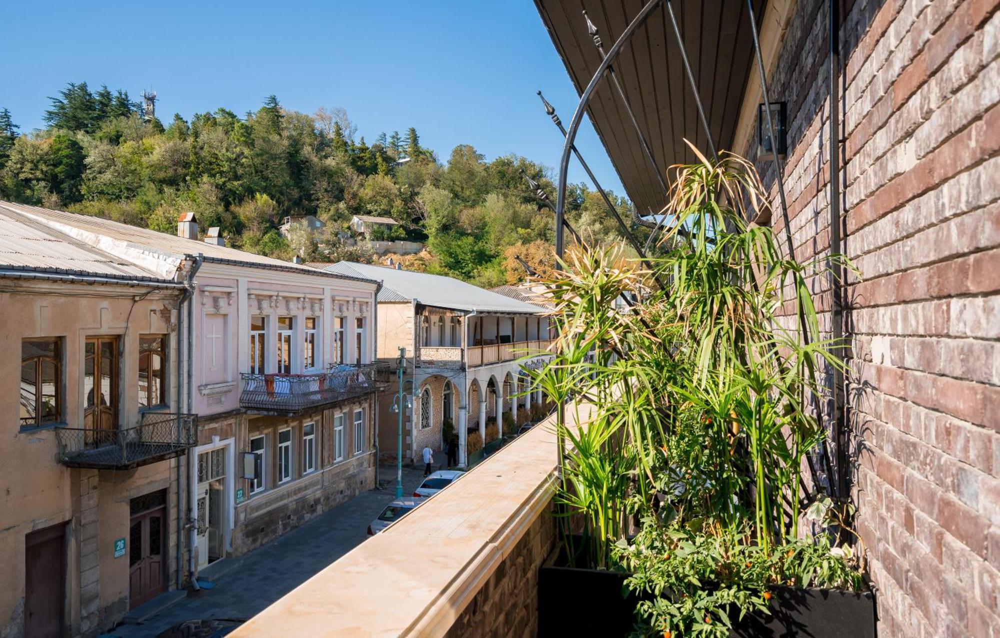 Communal Hotel Кутаиси Экстерьер фото