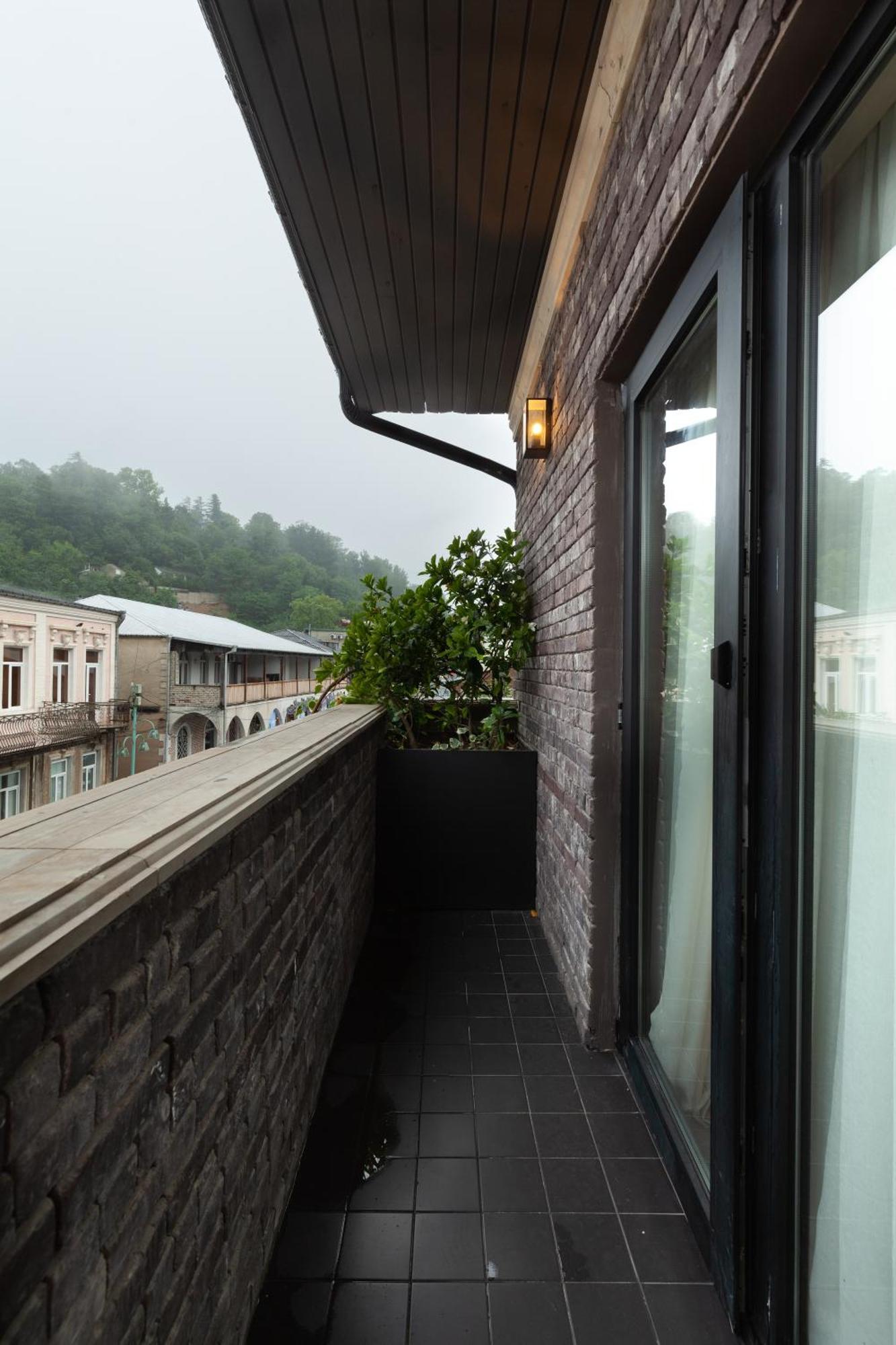 Communal Hotel Кутаиси Экстерьер фото